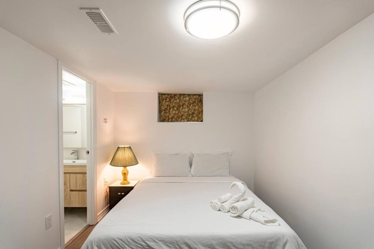 Simple & Tidy Private Rooms Toronto Exterior foto