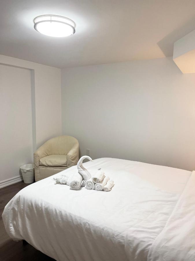 Simple & Tidy Private Rooms Toronto Exterior foto